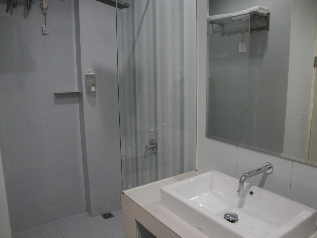 Bella Vita Hotel กูปัง ภายนอก รูปภาพ
