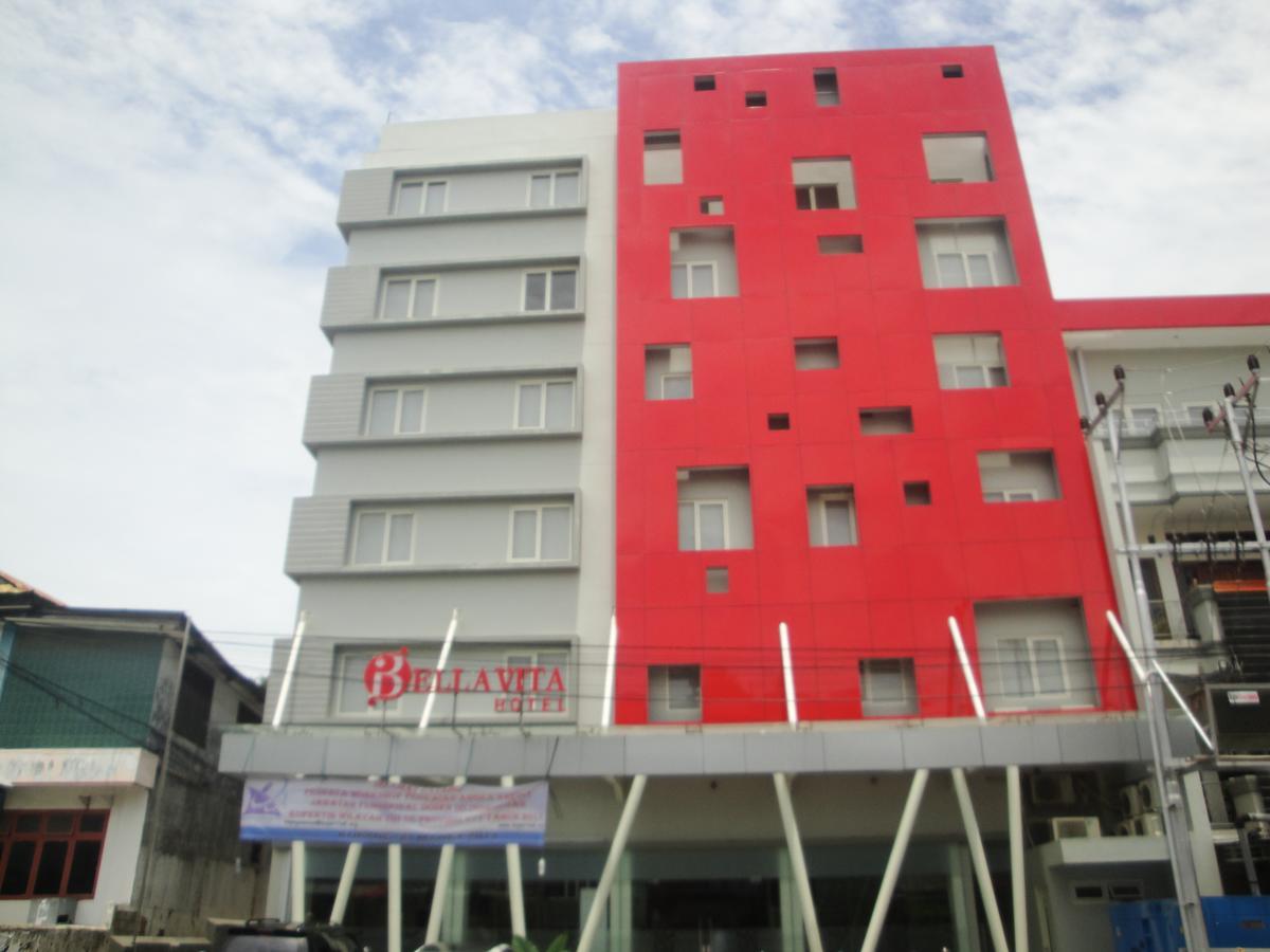 Bella Vita Hotel กูปัง ภายนอก รูปภาพ
