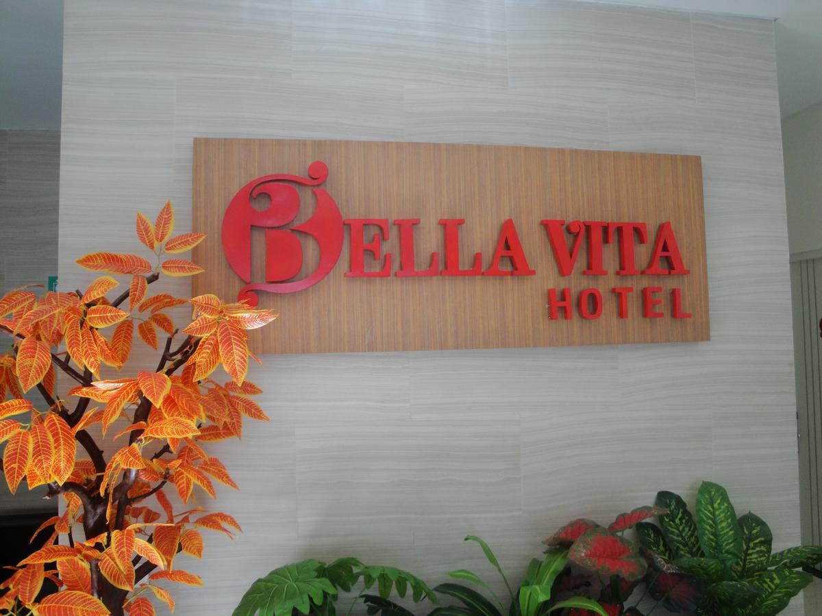 Bella Vita Hotel กูปัง ภายนอก รูปภาพ