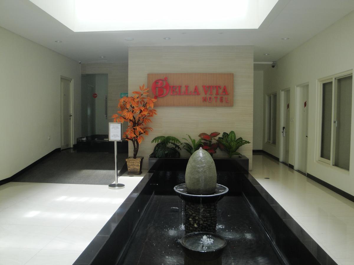 Bella Vita Hotel กูปัง ภายนอก รูปภาพ
