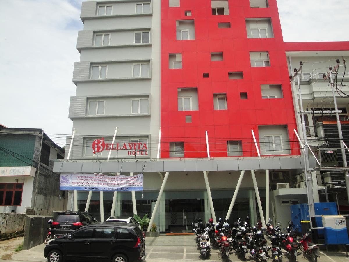 Bella Vita Hotel กูปัง ภายนอก รูปภาพ